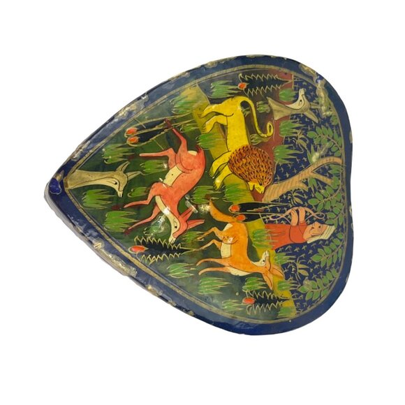 Hand-Painted Heart Shaped Decorative Box With Forest Animal Scene from India - Picture 10 of 12
